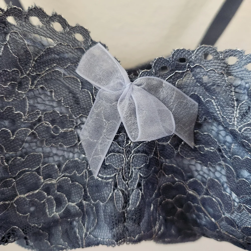 B.Tempt'd by Wacoal Women's Ciao Bella‎ Lace Balconette Bra Blue Gray 36DDD NWT